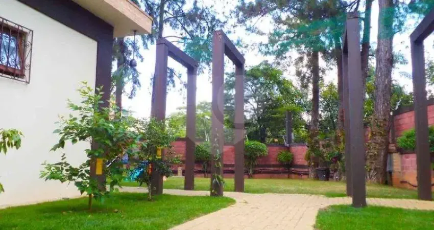 Casa térrea com 4 quartos à venda em Jardim Marajoara - SP