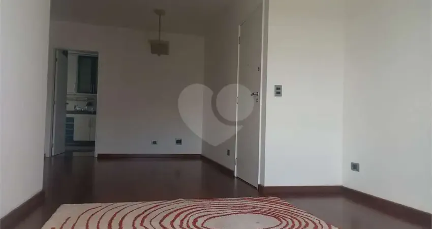 Apartamento com 3 quartos à venda na Rua Baxiúva, 852, Alto da Boa Vista, São Paulo