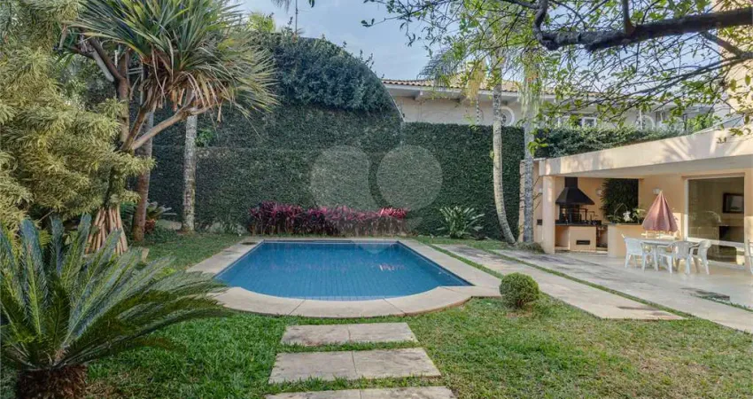 Casa com 4 quartos à venda em Chácara Monte Alegre - SP