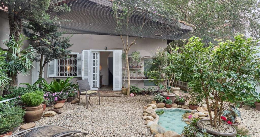 Casa com 4 quartos à venda em Granja Julieta - SP