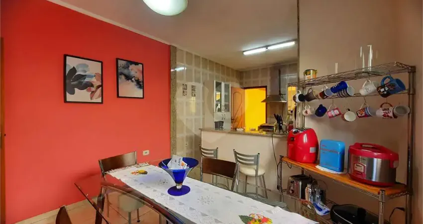 Sobrado com 3 quartos à venda em Vila São Pedro - SP