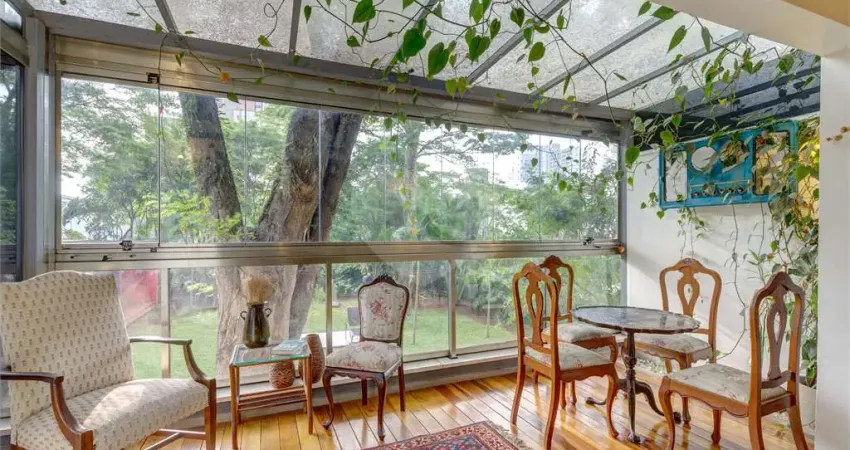 Apartamento com 2 quartos à venda ou para locação em Santo Amaro - SP