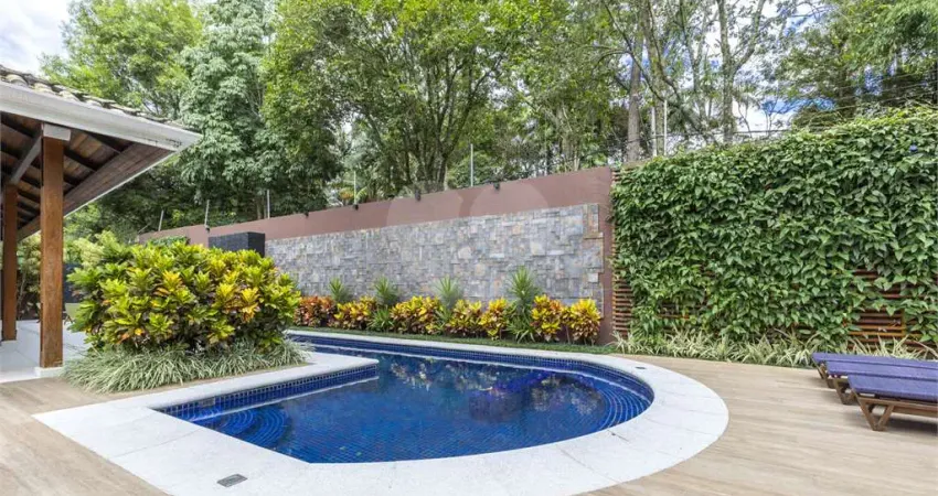 Casa em condomínio fechado com 3 quartos à venda na Praça Marechal Deodoro, Alto da Boa Vista, São Paulo