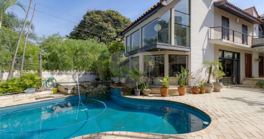 Casa com 3 quartos à venda em Jardim Petrópolis - SP