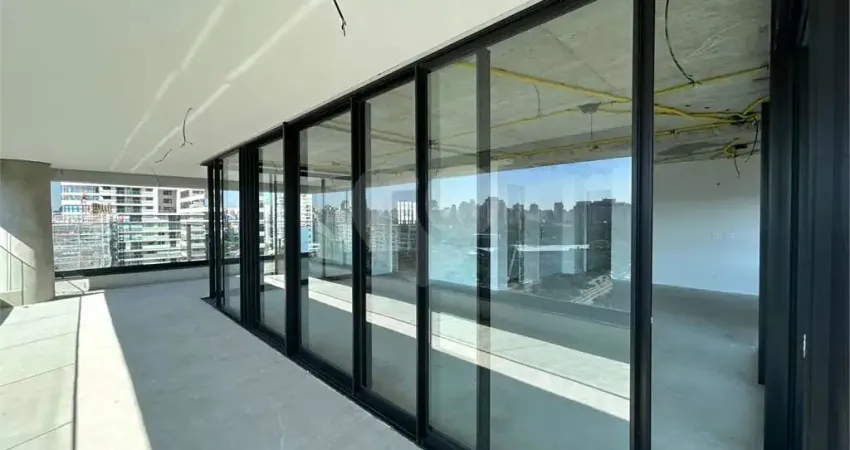 Apartamento com 4 quartos à venda em Ibirapuera - SP