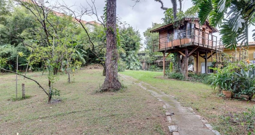 Casa térrea com 5 quartos à venda ou para locação em Vila Nova Caledônia - SP