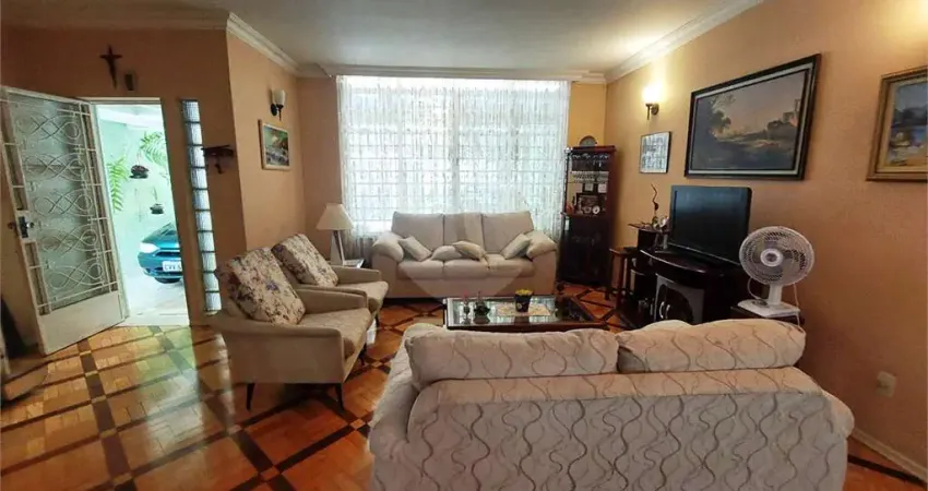 Casa à venda com 3 quartos, sendo 1 suíte, em Granja Julieta, São Paulo, SP