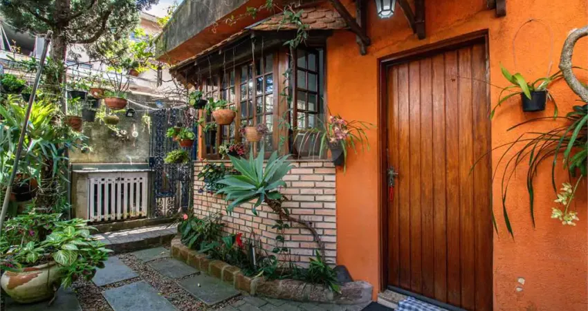 Casa com 4 quartos à venda na Tapuçu, Jardim Marajoara, São Paulo