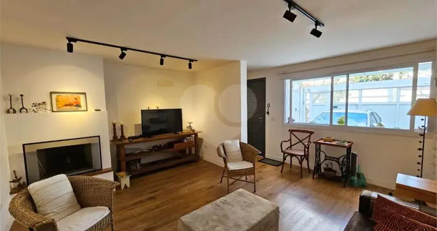 Casa com 3 quartos à venda na Rua Dom Carlos Duarte Costa, 99, Chácara Monte Alegre, São Paulo