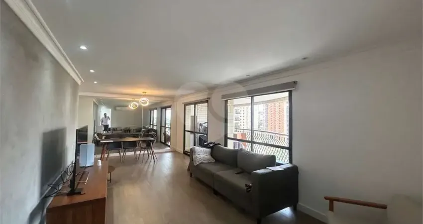 Apartamento com 3 quartos à venda na Rua Borba Gato, Alto da Boa Vista, São Paulo