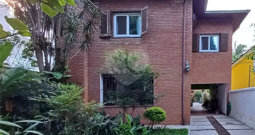 Casa com 3 quartos à venda na Rua Constantino de Sousa, Brooklin, São Paulo