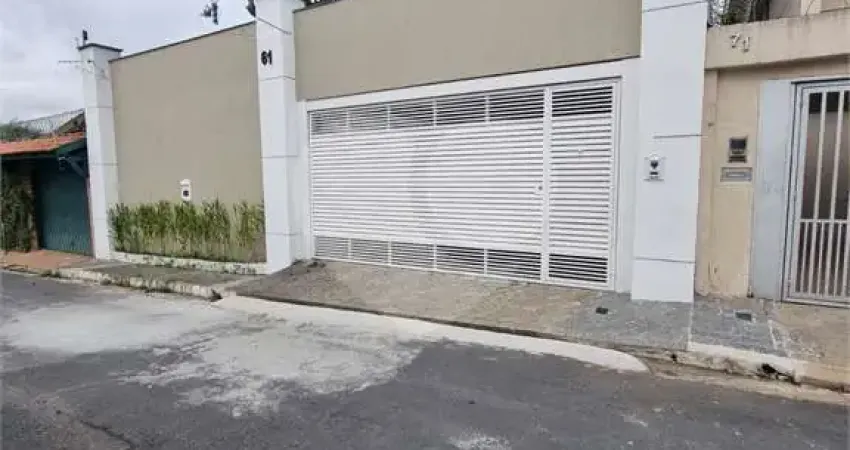 Sobrado à venda com 4 quartos, sendo 1 suíte, no Brooklin, São Paulo, SP