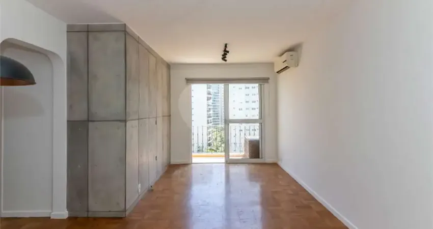 Apartamento com 3 quartos à venda na Rua Graúna, 134, Moema, São Paulo