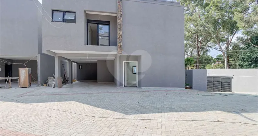 Terreno em condomínio fechado à venda na Rua Robélia, 654, Jardim Prudência, São Paulo