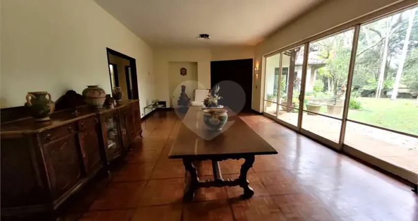 Terreno em condomínio fechado à venda na Chácara Flora, São Paulo