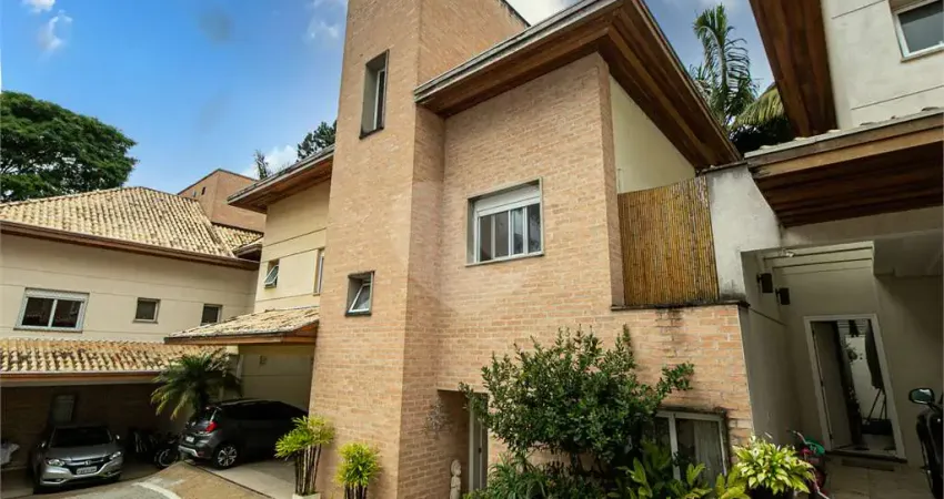 Terreno em condomínio fechado à venda no Alto da Boa Vista, São Paulo 