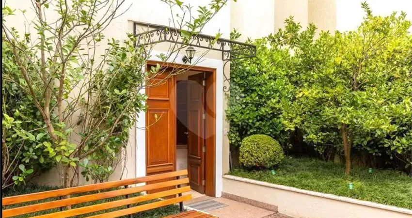 Terreno em condomínio fechado à venda no Alto da Boa Vista, São Paulo 