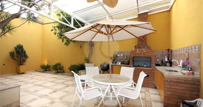 Terreno em condomínio fechado à venda no Alto da Boa Vista, São Paulo 