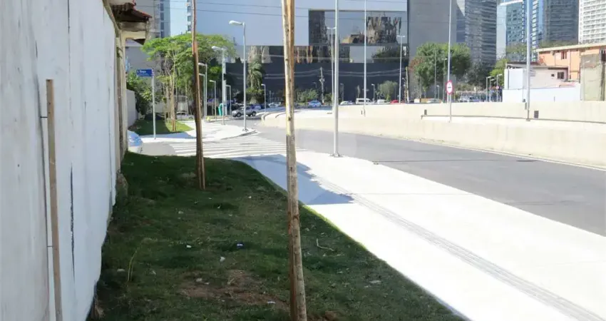 Terreno comercial à venda na Chácara Santo Antônio, São Paulo 
