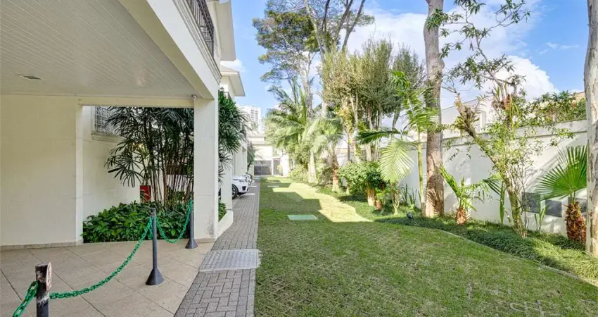 Terreno em condomínio fechado à venda no Alto da Boa Vista, São Paulo 