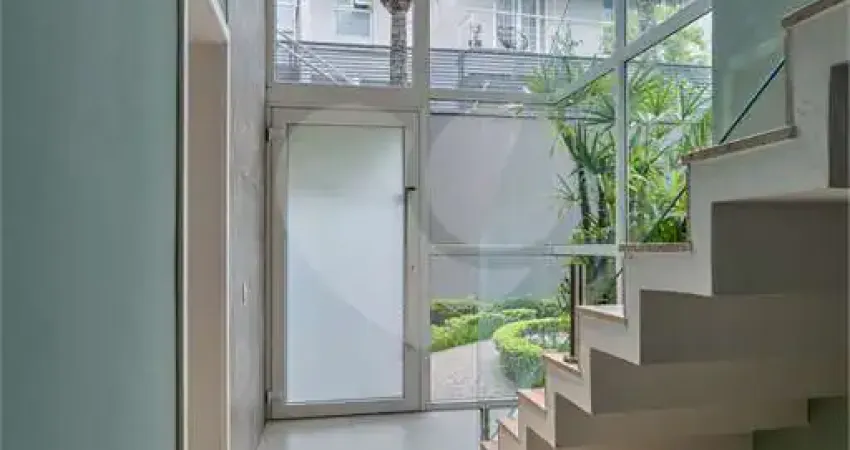 Terreno em condomínio fechado à venda no Alto da Boa Vista, São Paulo 