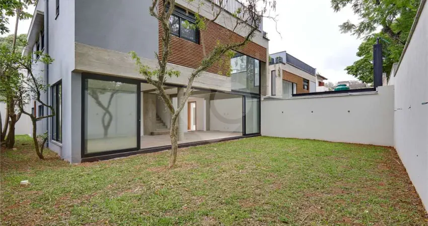 Terreno em condomínio fechado à venda no Alto da Boa Vista, São Paulo 