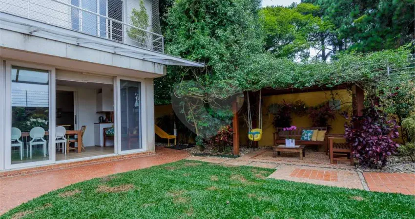 Terreno em condomínio fechado à venda na Chácara Monte Alegre, São Paulo 