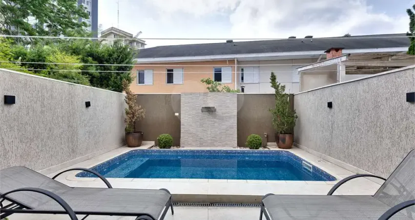 Terreno em condomínio fechado à venda na Rua Moliére, 450, Jardim Marajoara, São Paulo