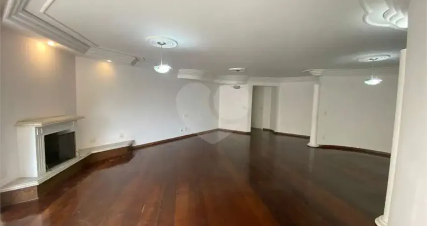 Apartamento com 3 quartos para alugar na Chácara Santo Antônio, São Paulo 