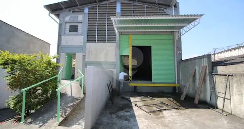 Barracão / Galpão / Depósito para alugar na Rua Pedro SantaLúcia, 468, Interlagos, São Paulo