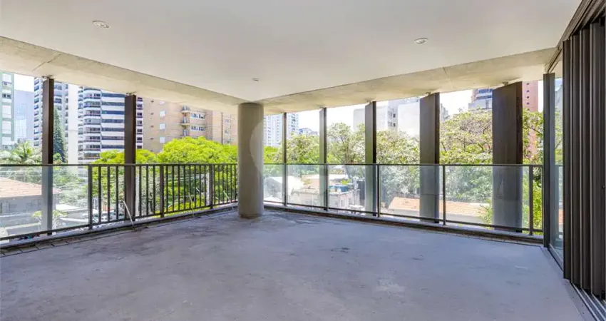 Apartamento à venda com 3 quartos, sendo 3 suítes, no condomínio Bioma Itaim, São Paulo - SP