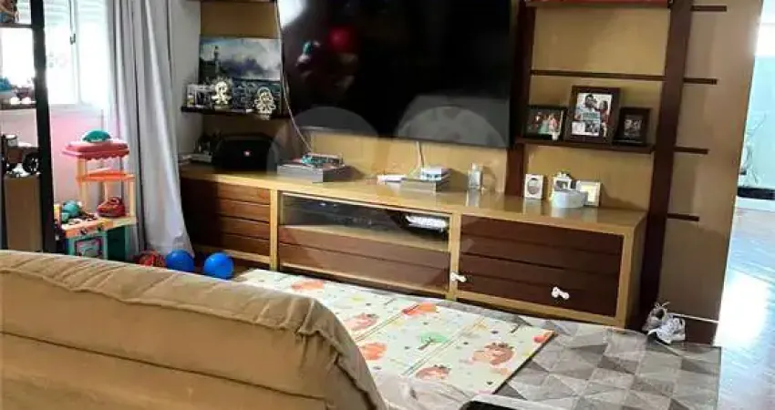 Apartamento à venda com 3 quartos, sendo 1 suíte, no condomínio a Reserva, São Paulo - SP