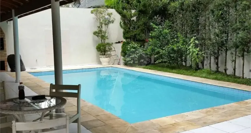 Casa com 4 quartos para alugar no Jardim Marajoara, São Paulo