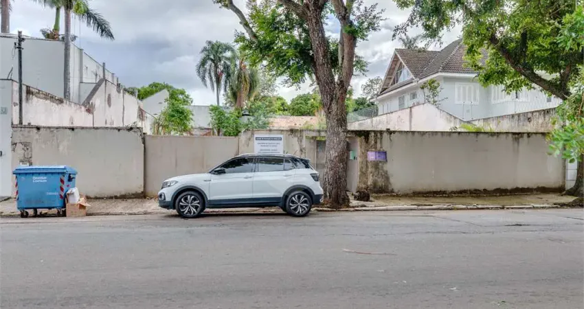 Terreno à venda no Alto da Boa Vista, São Paulo