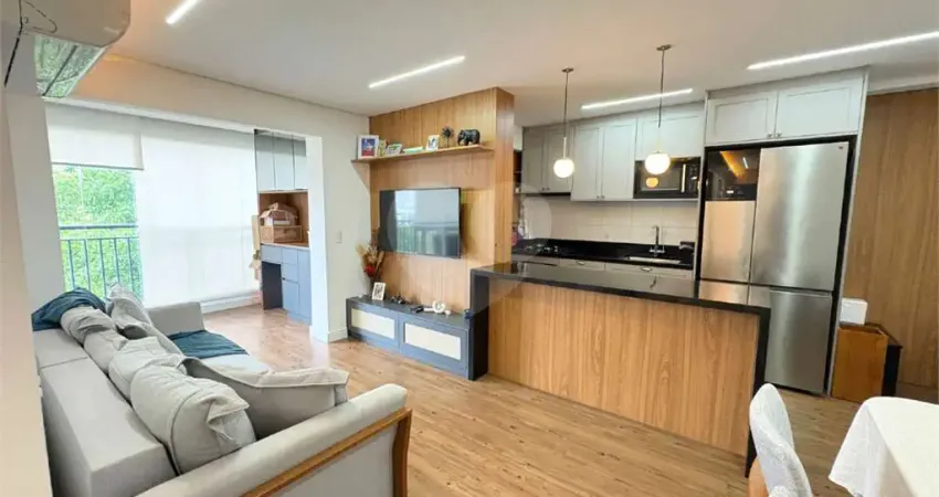 Apartamento à venda com 3 quartos, sendo 1 suíte, no condomínio Raiz Sao Paulo Parque e Resort, São Paulo - SP