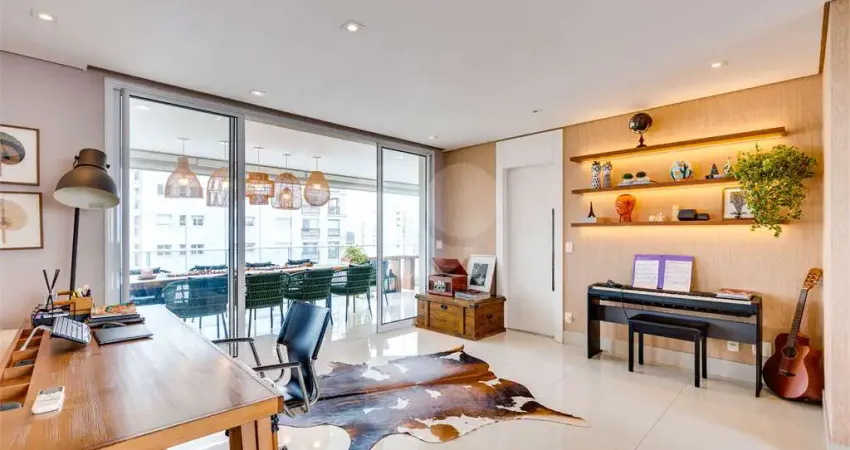 Apartamento à venda com 4 quartos, sendo 4 suítes, no condomínio Gabrielle Campo Belo, São Paulo - SP