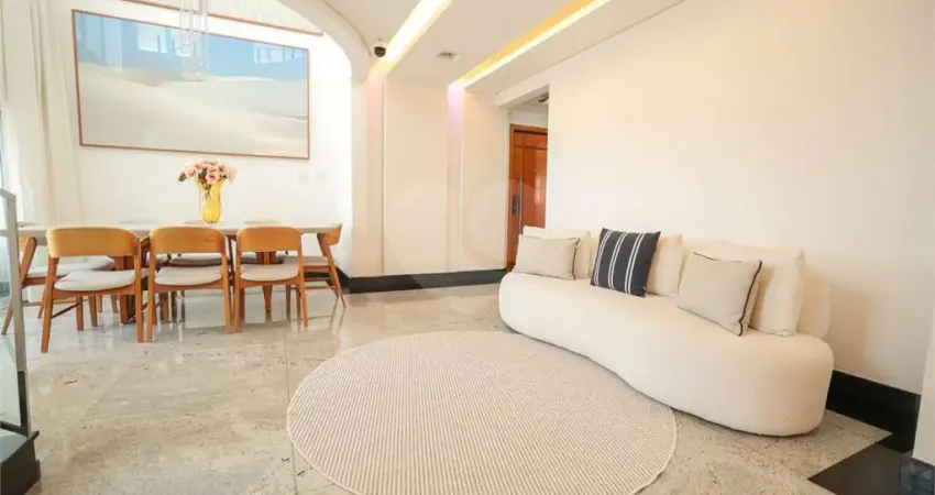 Apartamento à venda com 4 quartos, sendo 1 suíte, no condomínio Bela Bartok, São Paulo - SP