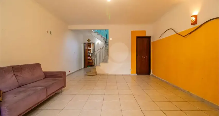 Sobrado à venda com 3 quartos em Chácara Santo Antônio, São Paulo, SP