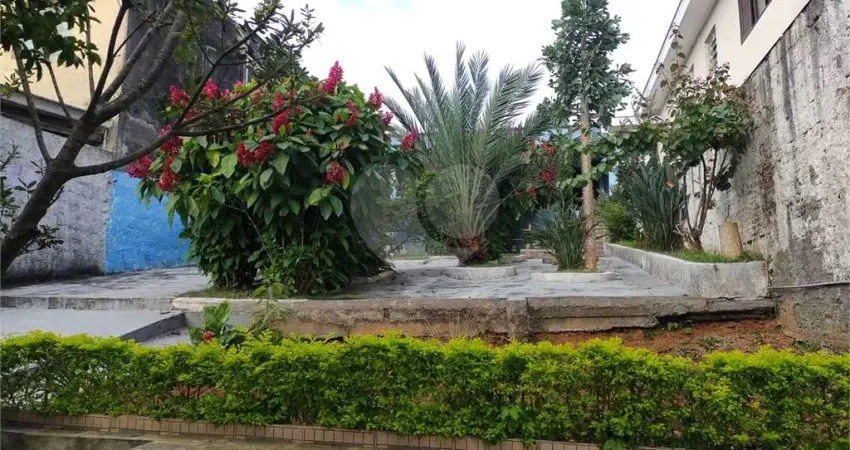 Sobrado à venda com 2 quartos, sendo 1 suíte, em Campo Limpo, São Paulo, SP