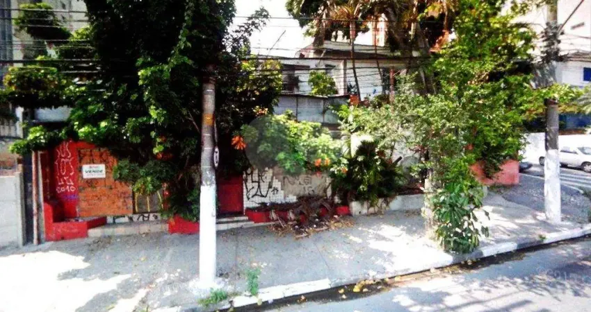 Sobrado à venda ou para alugar com 3 quartos em Santo Amaro, São Paulo, SP