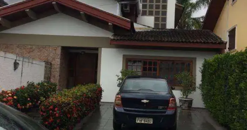 Casa com 4 dormitórios à venda, 330 m² por R$ 2.300.000,00 - Jardim das Colinas - São José dos Campos/SP