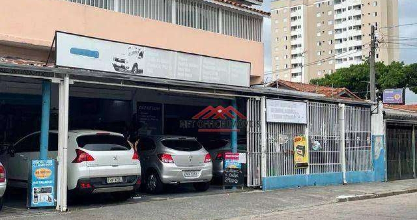Casa com 6 dormitórios à venda, 430 m² por R$ 2.200.000,00 - Vila Tatetuba - São José dos Campos/SP