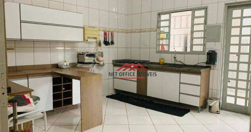 Sobrado com 4 dormitórios à venda, 180 m² por R$ 510.000,00 - Vila Paiva - São José dos Campos/SP