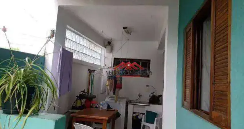 Casa com 3 dormitórios, 136 m² - venda por R$ 690.000,00 ou aluguel por R$ 3.860,00/mês - Centro - São José dos Campos/SP