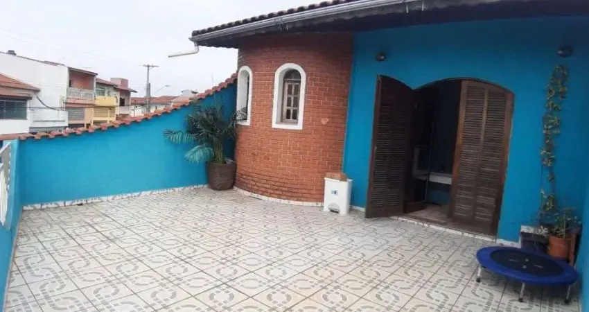 Sobrado com 3 dormitórios à venda, 179 m² por R$ 695.000,00 - Jardim Rina - Santo André/SP