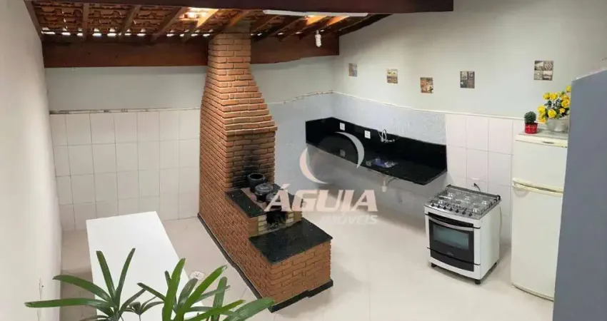 Sobrado com 3 dormitórios à venda, 215 m² por R$ 1.100.000,00 - Parque Jaçatuba - Santo André/SP