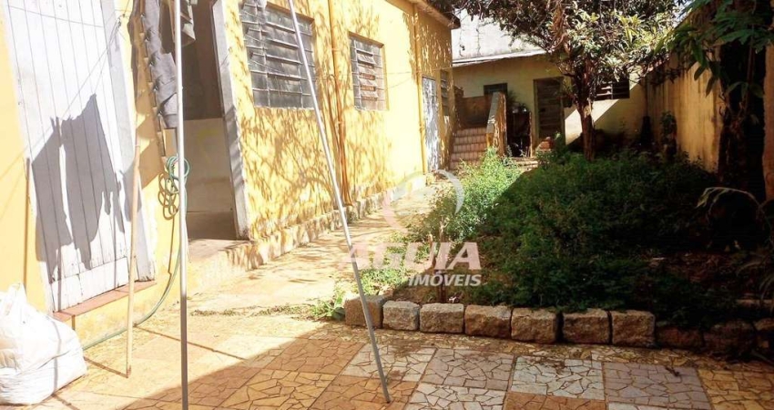 Casa com 352m² de Terreno, à venda, 226 m² por R$ 1.100.000 - Vila Assunção - Santo André/SP