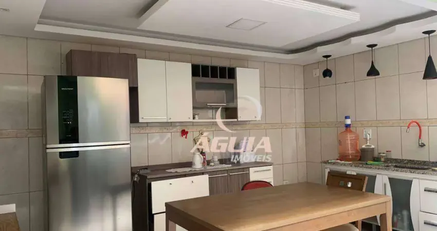 Sobrado com 3 dormitórios à venda, 256 m² por R$ 780.000,00 - Jardim Santo André - Santo André/SP