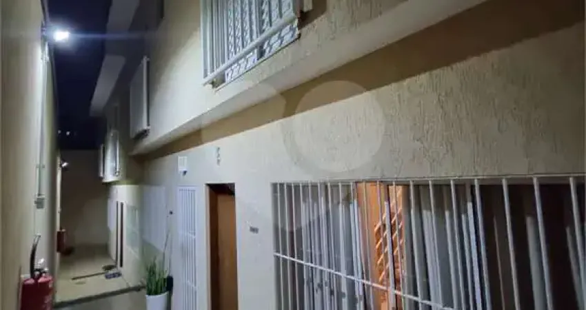 Casa de vila com 2 quartos à venda em Itaquera - SP