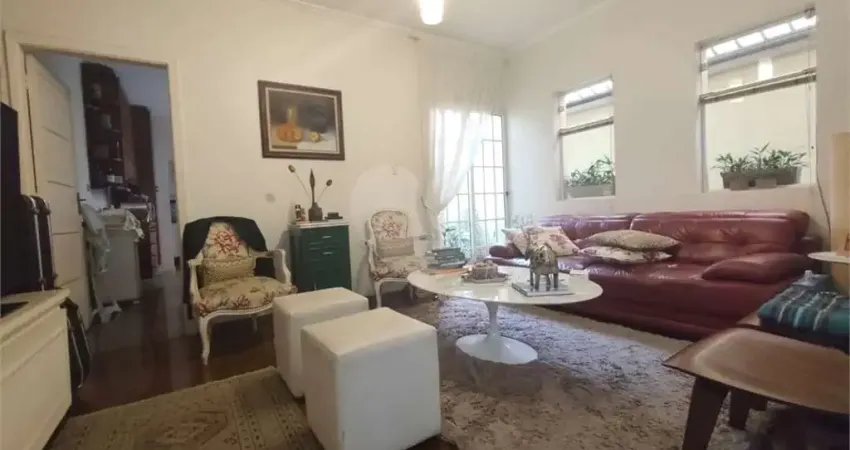 Casa com 3 quartos à venda na Avenida Lacerda Franco, Cambuci, São Paulo